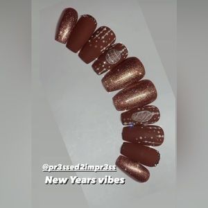 Custom press on nails Short Coffin